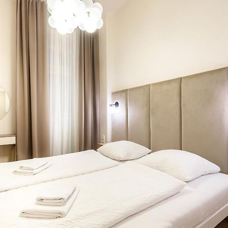 Apartma Andrea 1907 كارلوفي فاري المظهر الخارجي الصورة